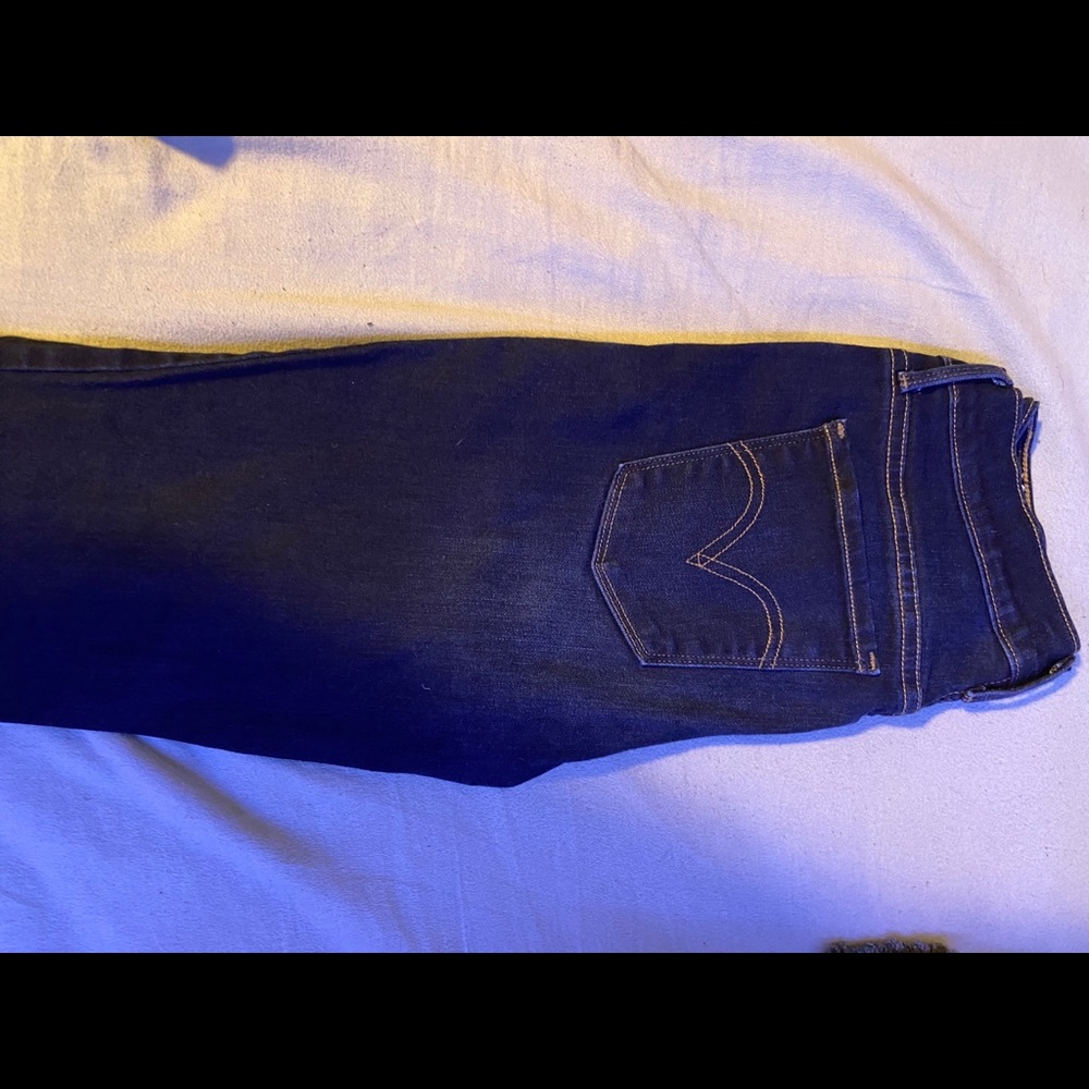 Levi’s - Picture 2 of 3